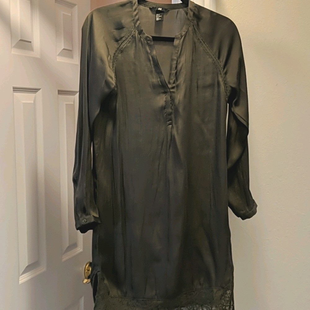 H&M olive tunic